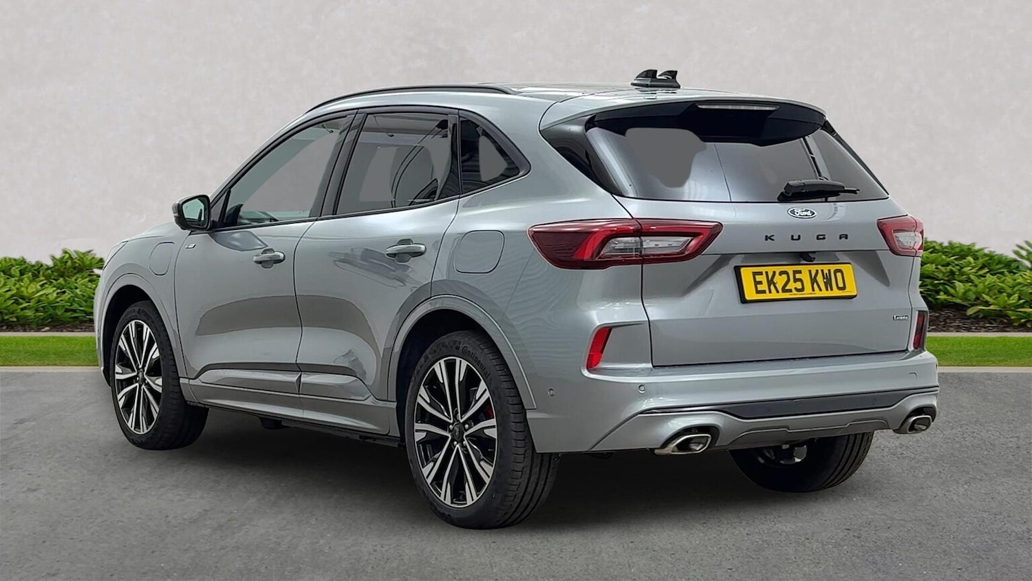 Used Ford Kuga 2025 for sale - 76837188: Photo 2