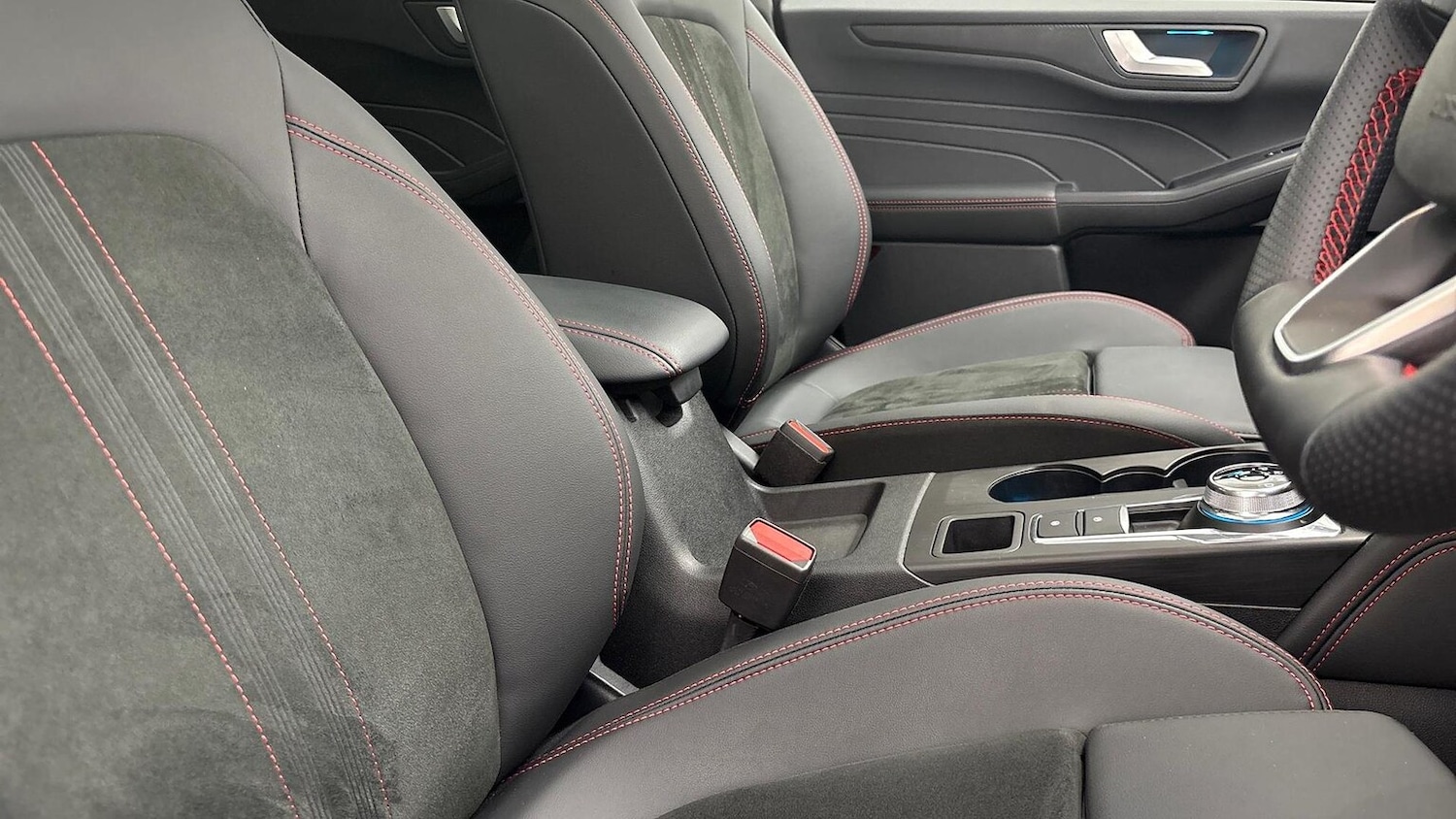 Used Ford Kuga 2025 for sale - 76837188: Photo 20