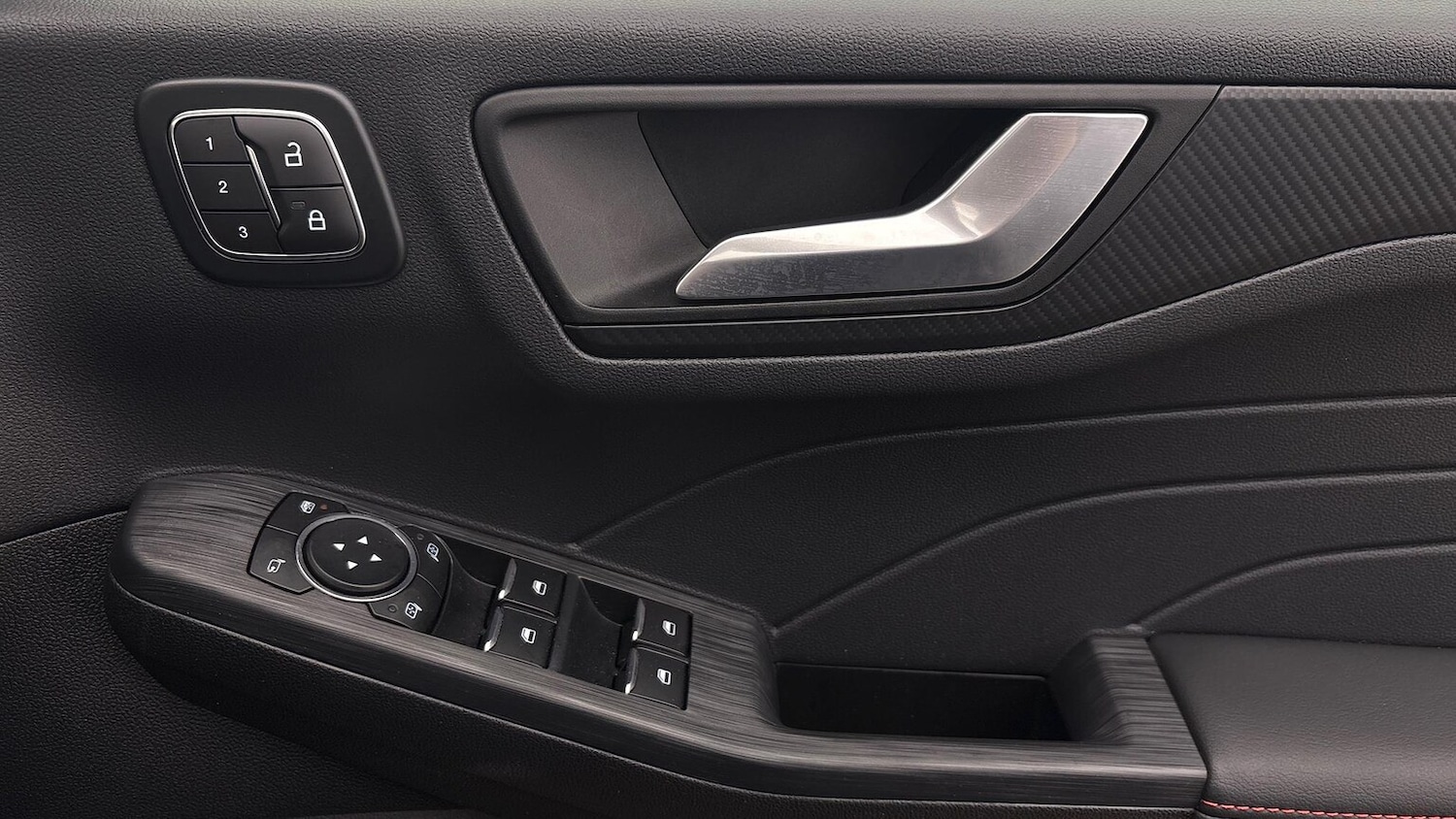 Used Ford Kuga 2025 for sale - 76924574: Photo 17