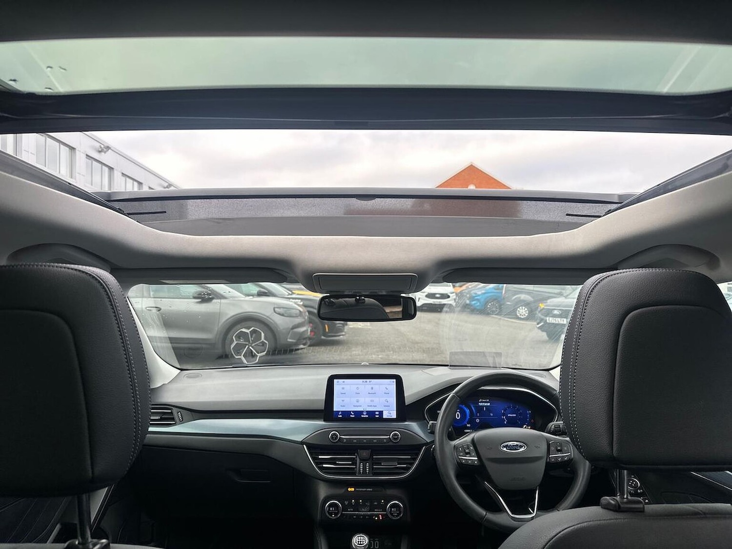 Used Ford Focus 2021 for sale - 76720307: Photo 3