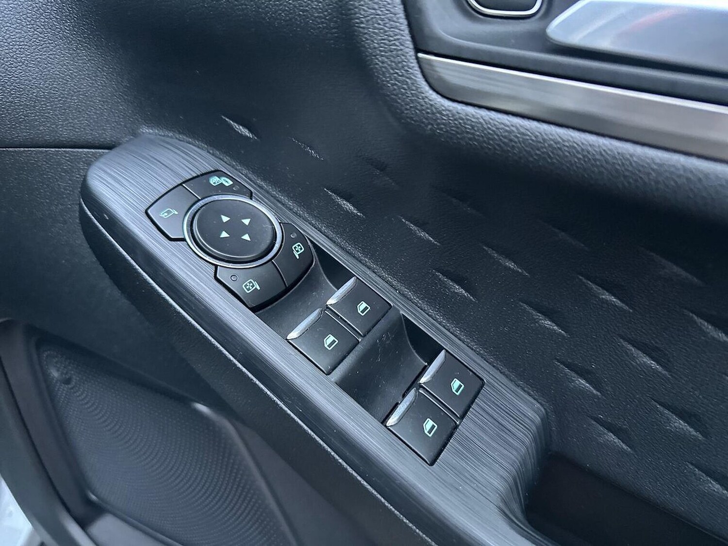 Used Ford Kuga 2021 for sale - 76554321: Photo 24