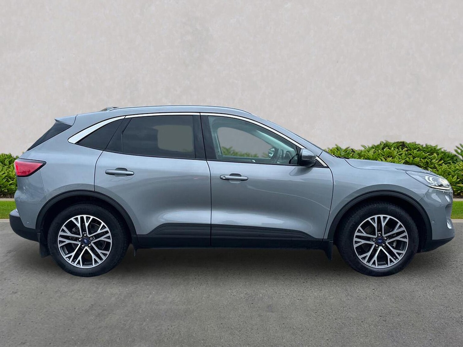 Used Ford Kuga 2021 for sale - 76554321: Photo 6