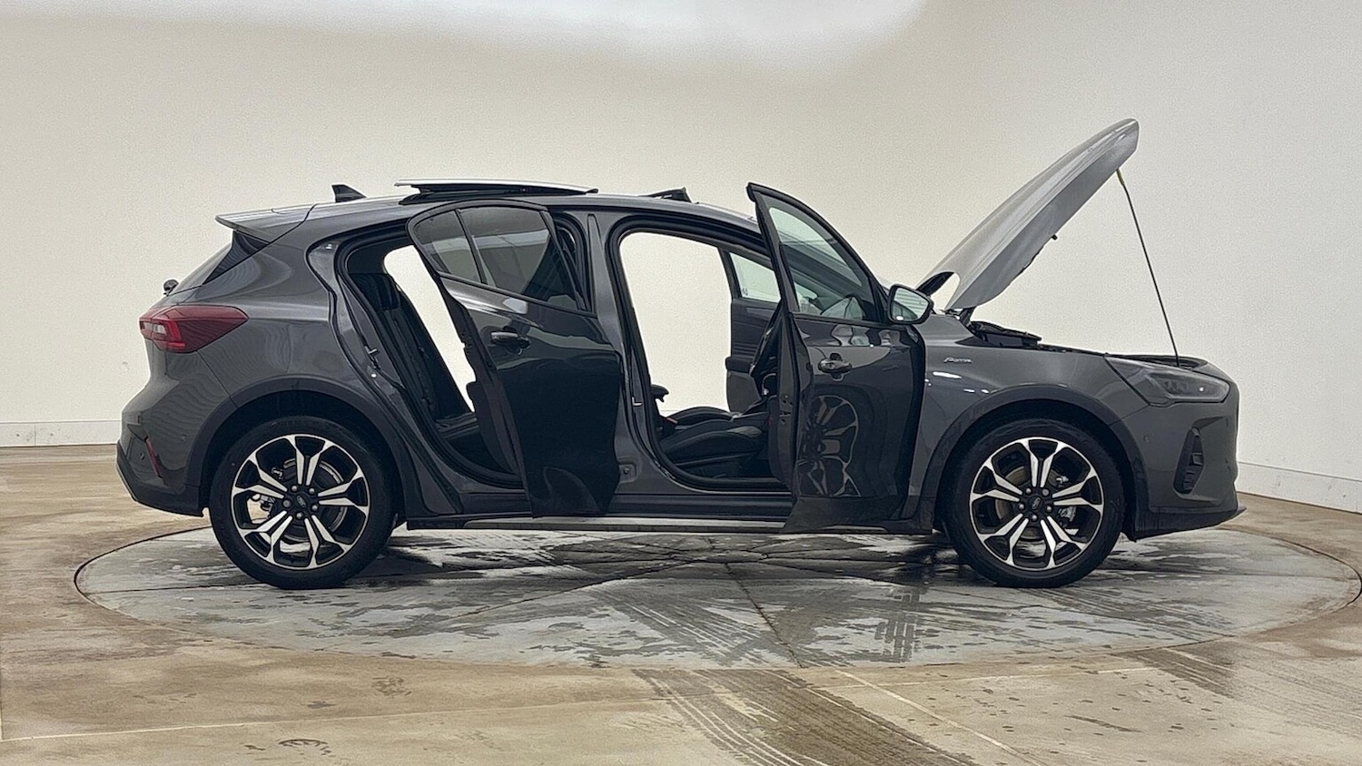 Used Ford Focus 2024 for sale - 77065752: Photo 11