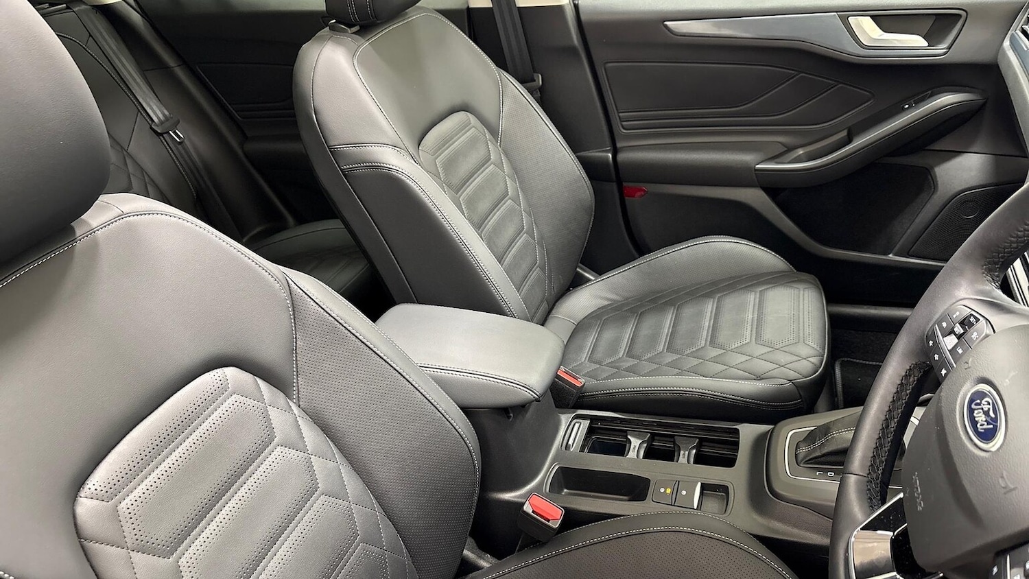 Used Ford Focus 2024 for sale - 77065752: Photo 17