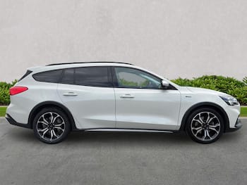 Used Ford Focus 2022 for sale - 79620413: Photo