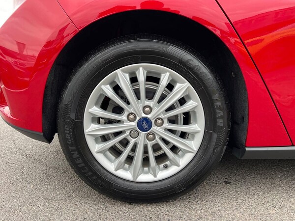 Used Ford Focus 2021 for sale - 76207441: Photo 6