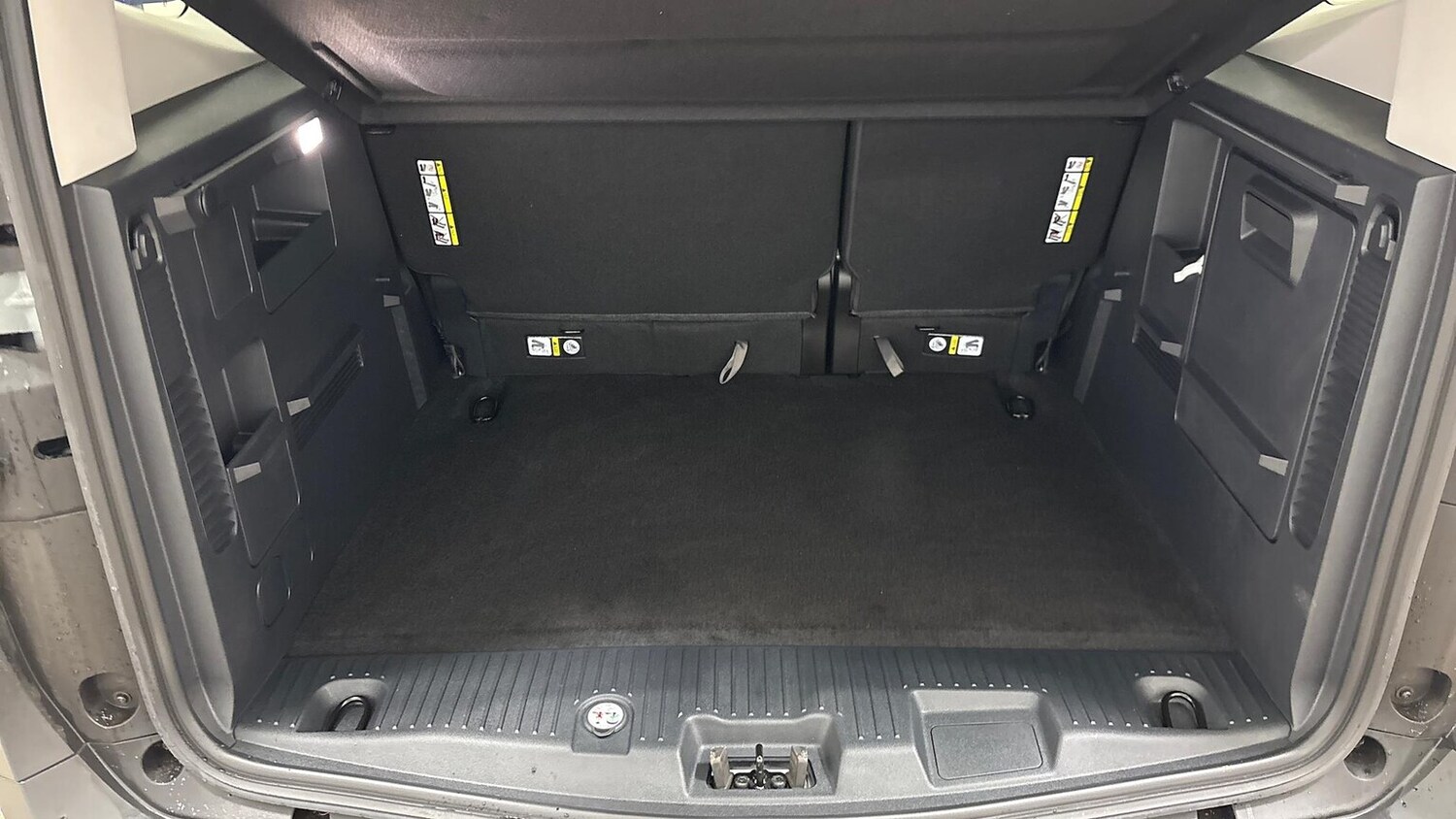 Used Ford Tourneo Courier 2024 for sale - 78139520: Photo 11