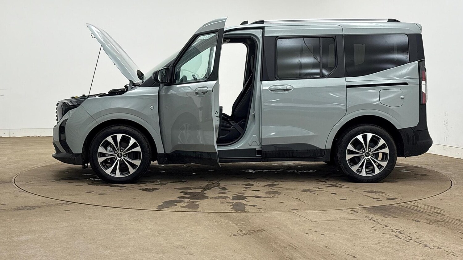 Used Ford Tourneo Courier 2024 for sale - 78139520: Photo 13