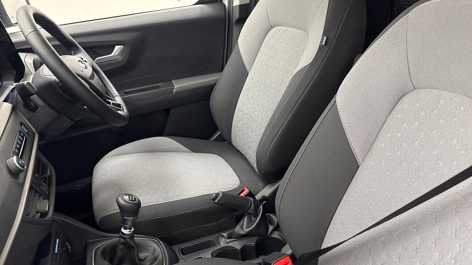 Used Ford Tourneo Courier 2024 for sale - 78139520: Photo 22