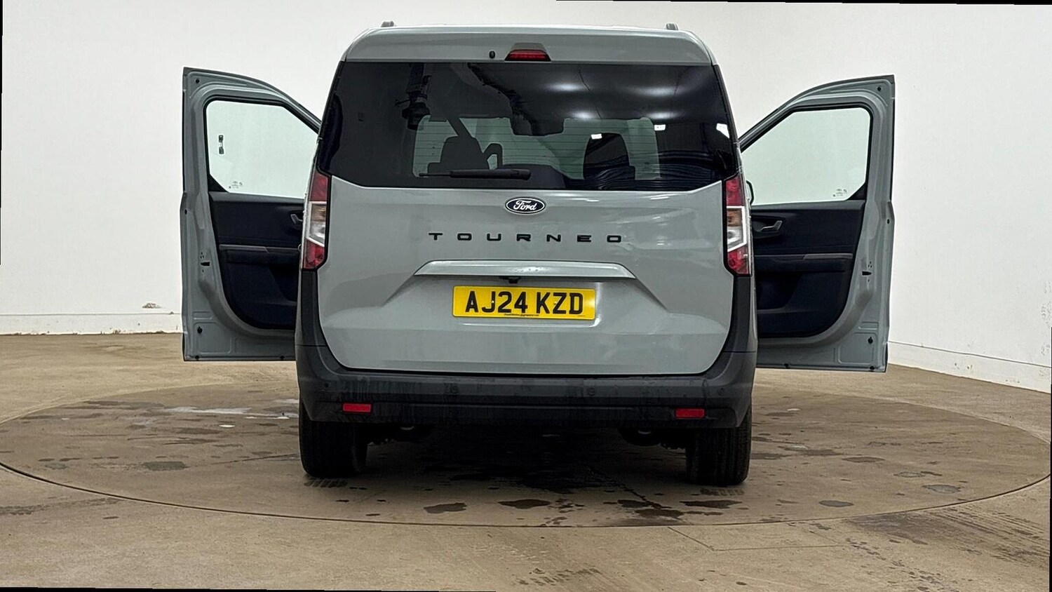 Used Ford Tourneo Courier 2024 for sale - 78139520: Photo 7