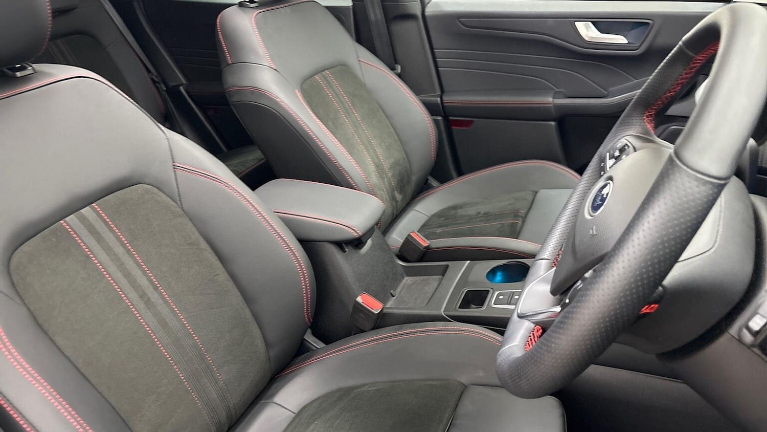 Used Ford Kuga 2025 for sale - 77946076: Photo 11