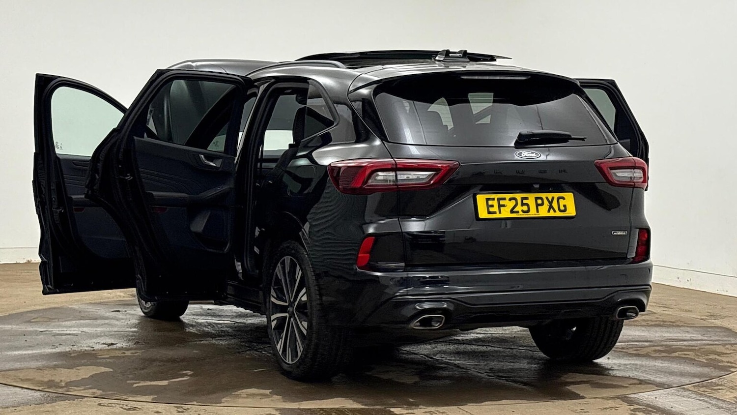 Used Ford Kuga 2025 for sale - 77946076: Photo 14