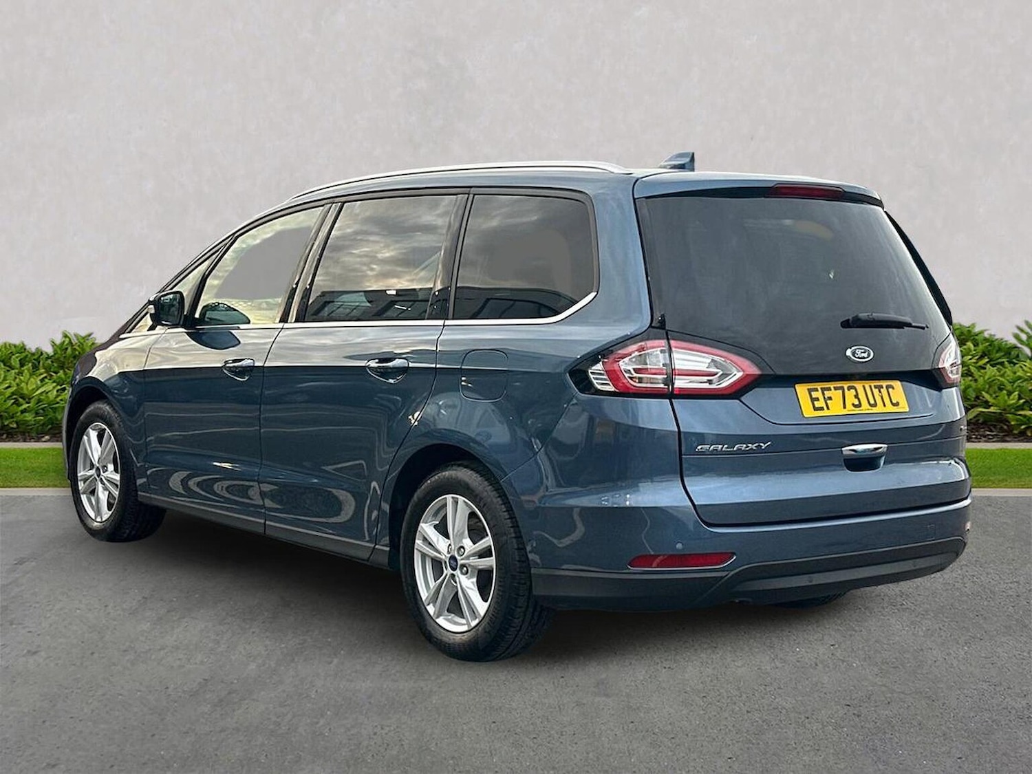 Used Ford Galaxy 2024 for sale - 76490830: Photo 2
