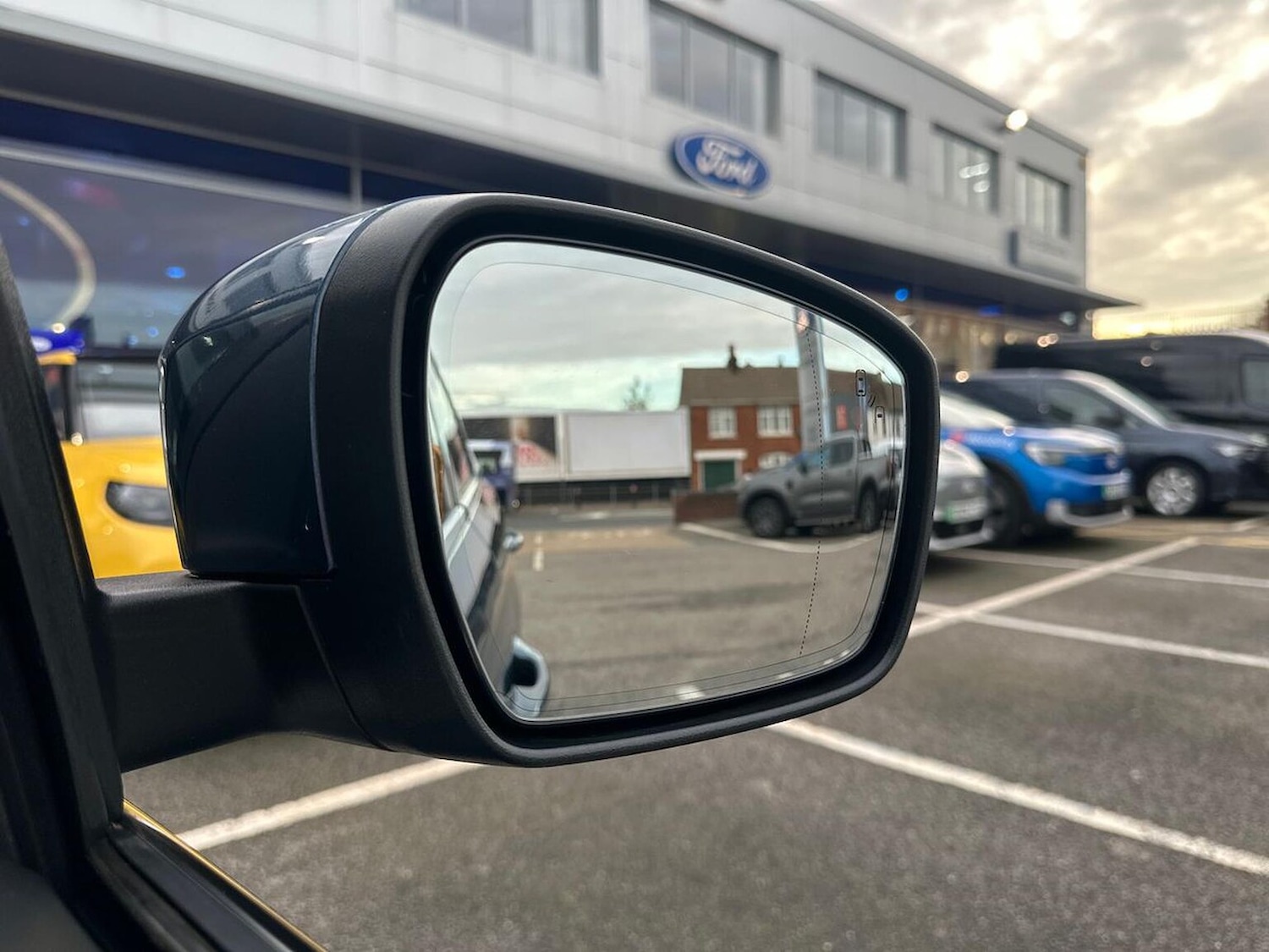 Used Ford Galaxy 2024 for sale - 76490830: Photo 31