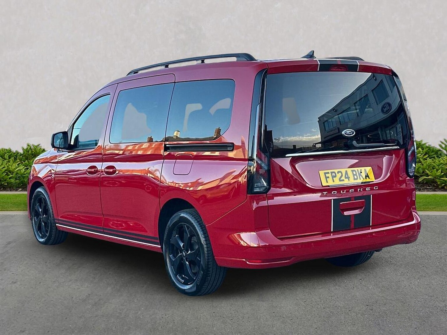 Used Ford Tourneo Connect 2024 for sale - 77073197: Photo 2