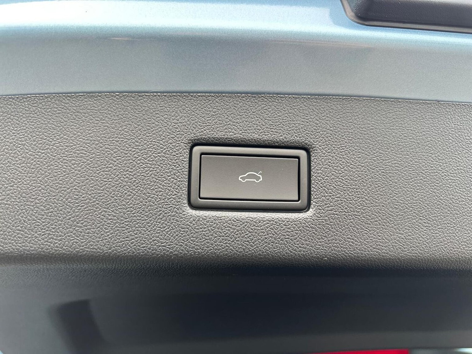 Used Ford Explorer 2024 for sale - 76418229: Photo 31