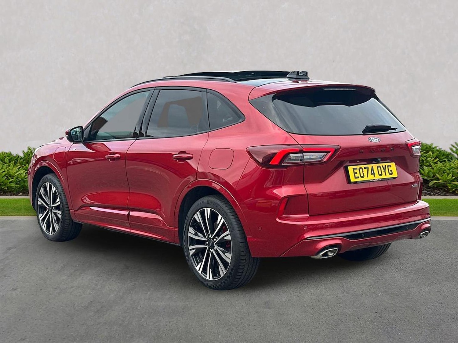 Used Ford Kuga 2024 for sale - 76382631: Photo 2