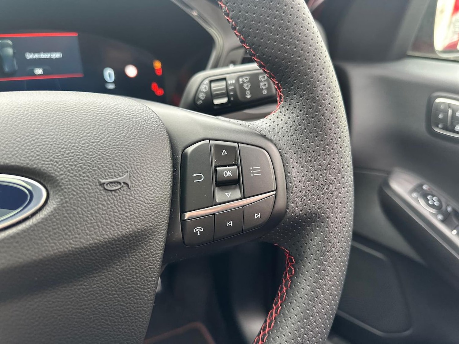 Used Ford Kuga 2024 for sale - 76382631: Photo 27