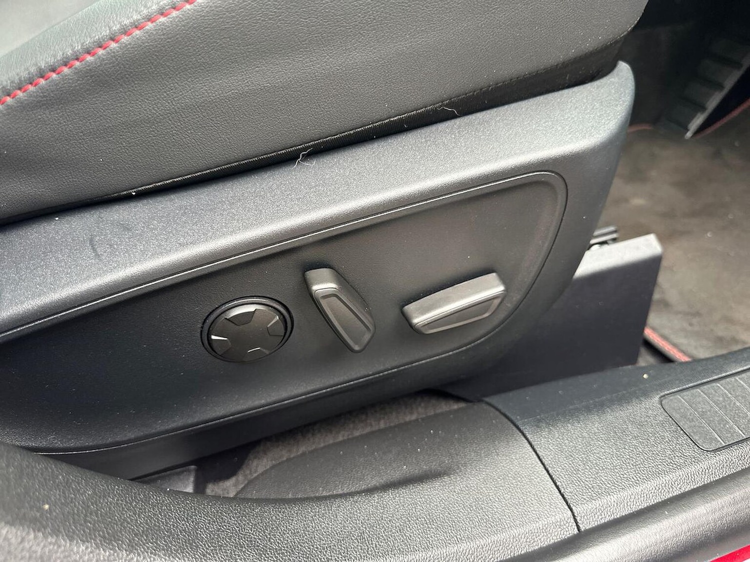 Used Ford Kuga 2024 for sale - 76382631: Photo 30