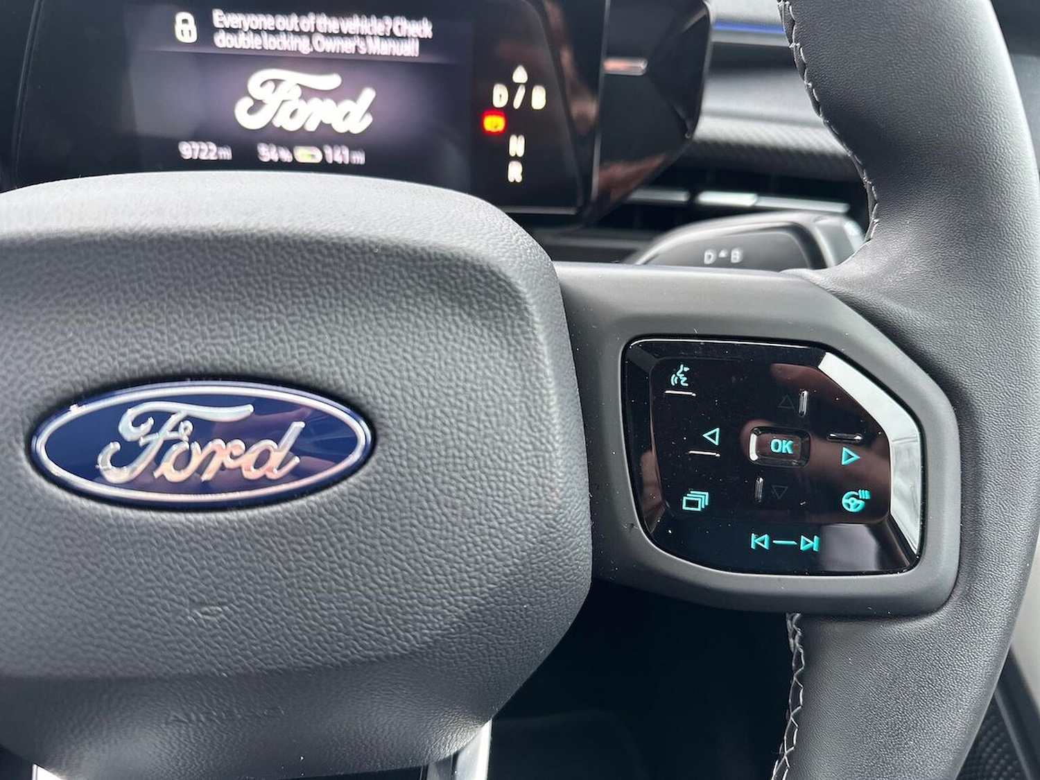 Used Ford Explorer 2024 for sale - 77715421: Photo 27