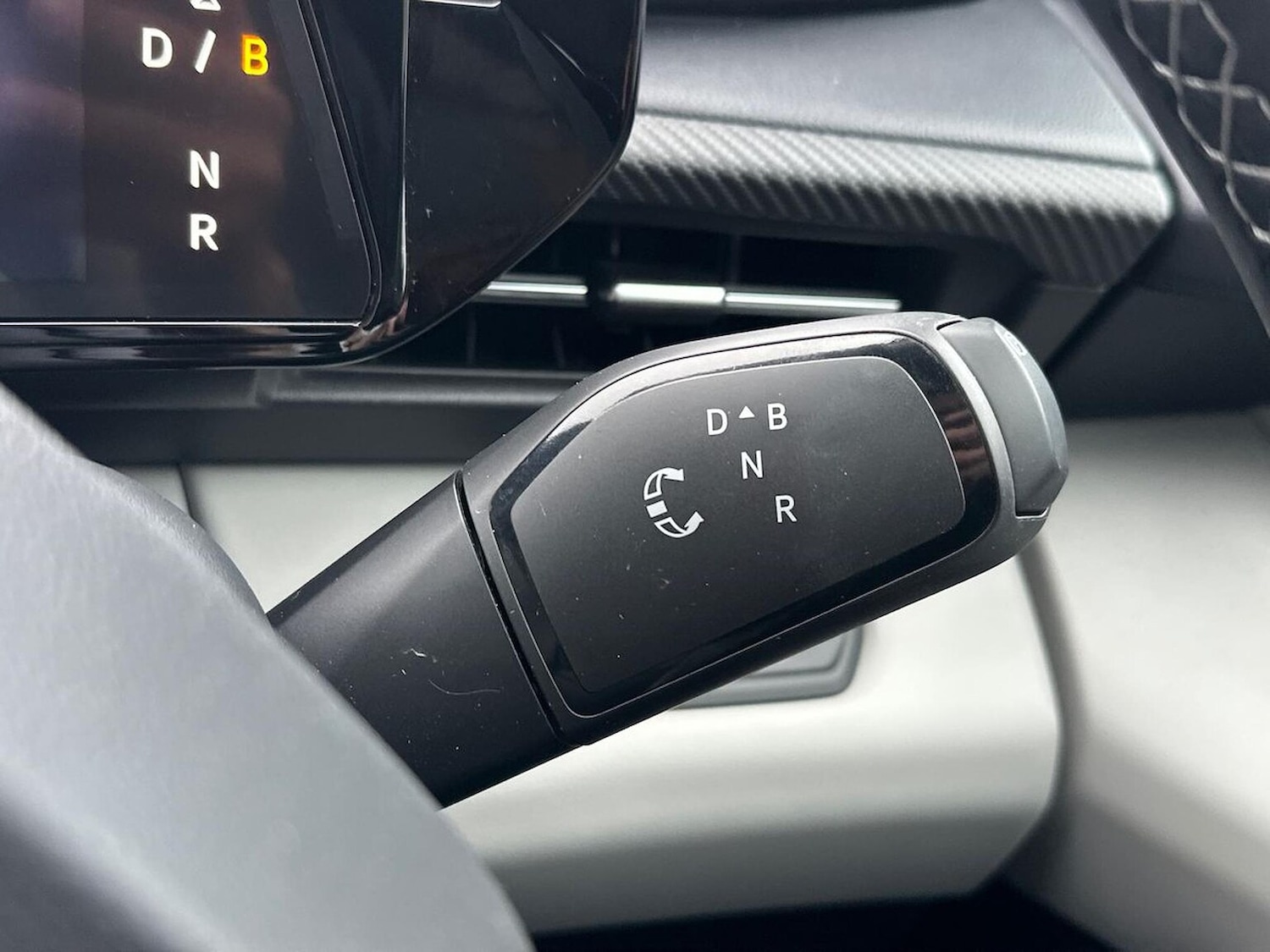 Used Ford Explorer 2024 for sale - 77715421: Photo 29