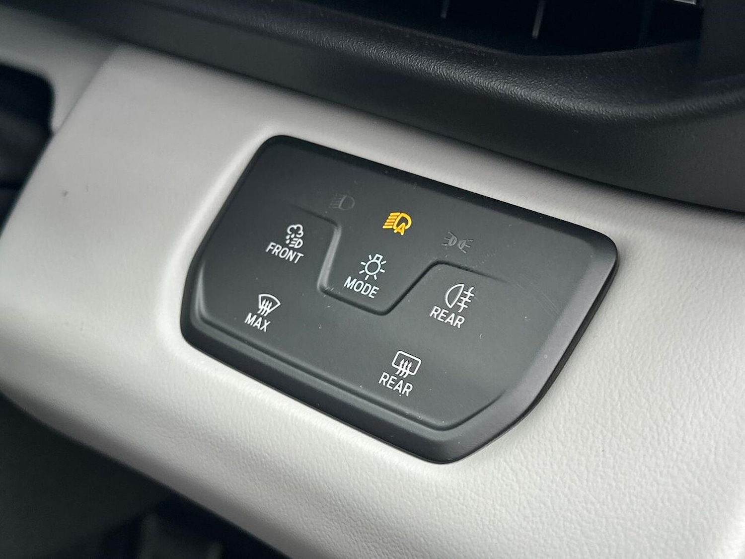 Used Ford Explorer 2024 for sale - 77715421: Photo 33