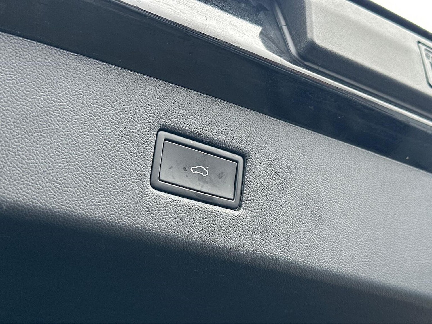 Used Ford Explorer 2024 for sale - 77715421: Photo 36