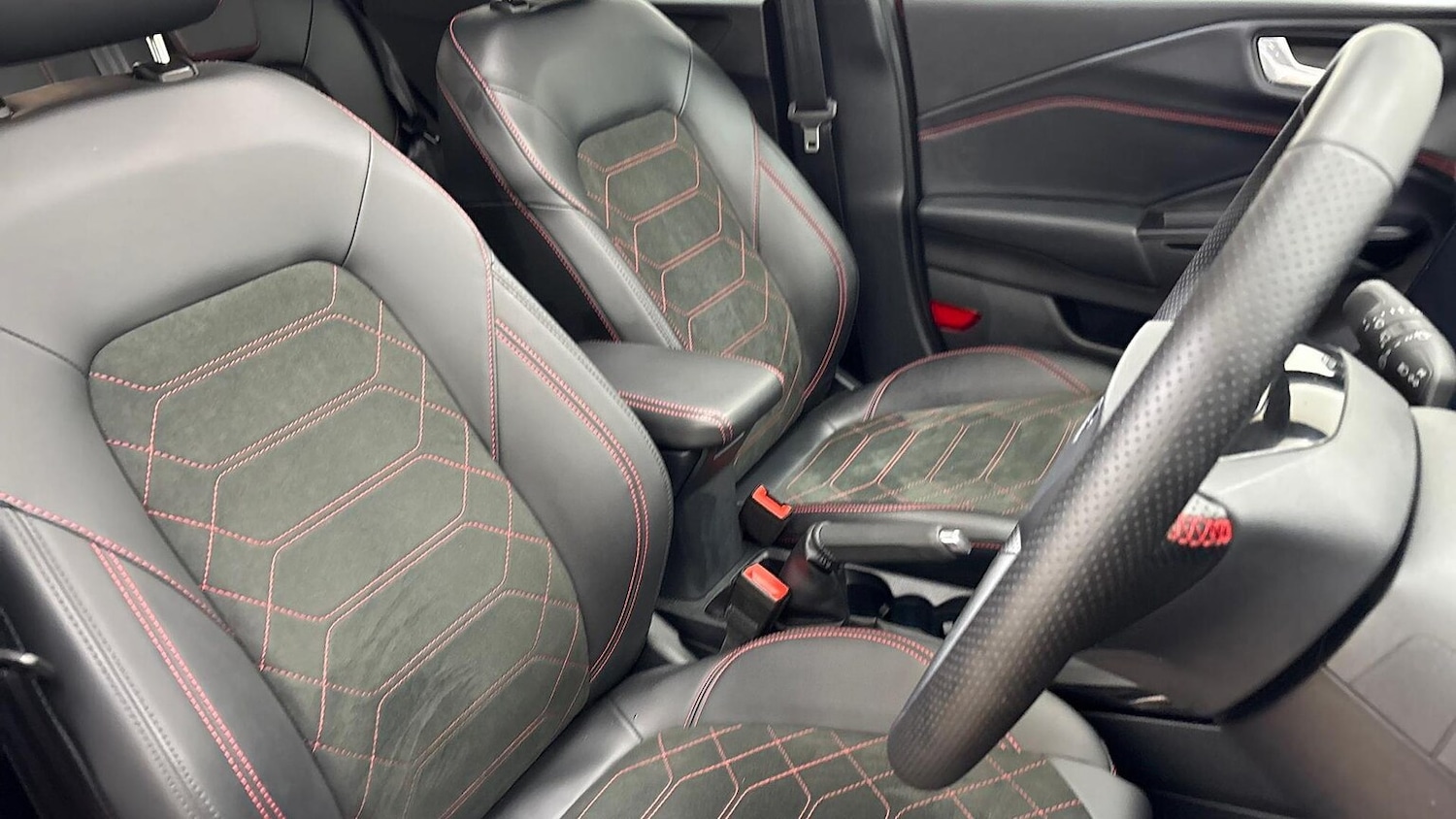 Used Ford Puma 2024 for sale - 76588603: Photo 7