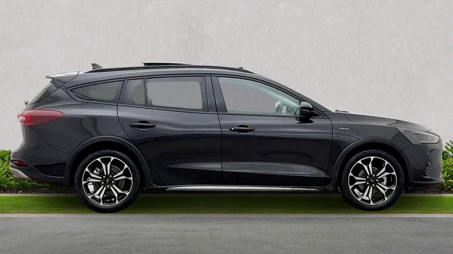 Used Ford Focus 2025 for sale - 78106309: Photo 3