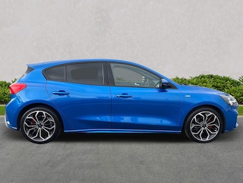 Used Ford Focus 2021 for sale - 75435918: Photo