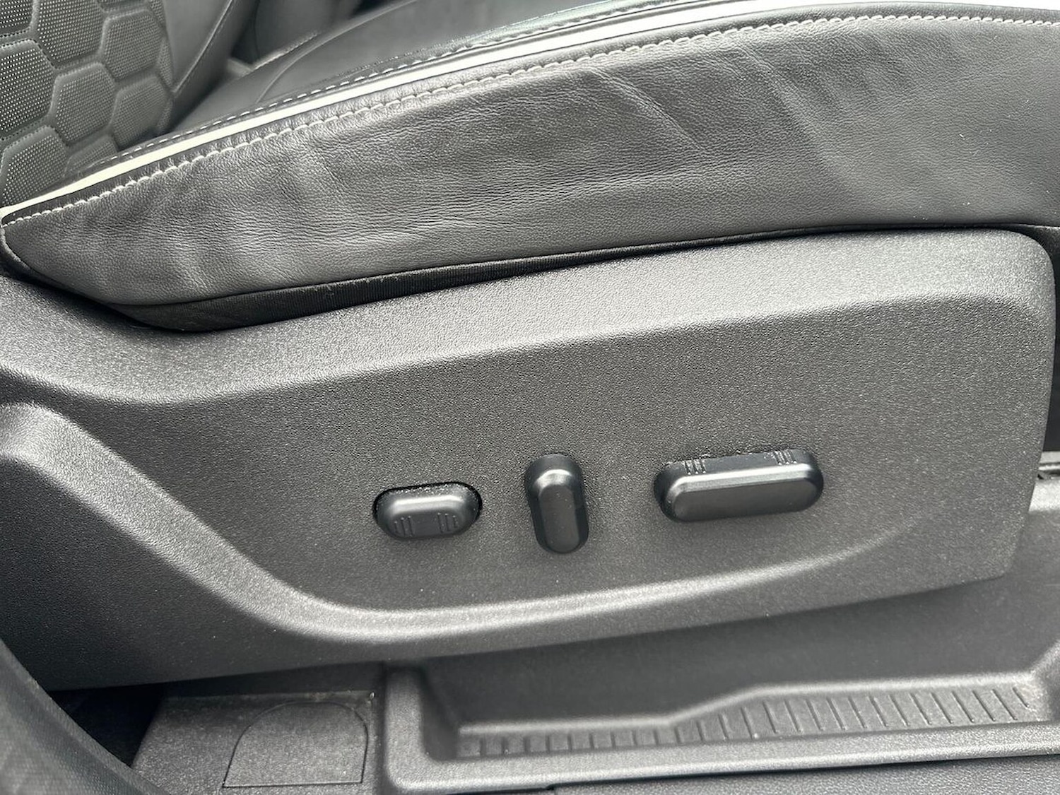 Used Ford Kuga 2019 for sale - 76268260: Photo 30