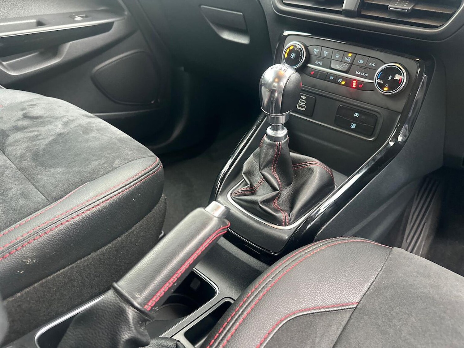 Used Ford Ecosport 2023 for sale - 76403427: Photo 13