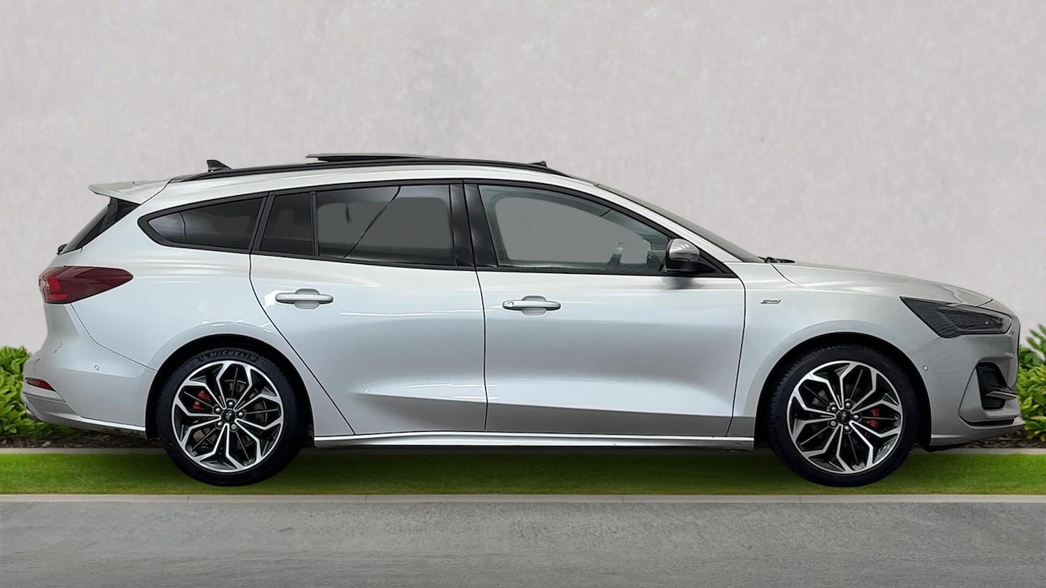 Used Ford Focus 2024 for sale - 76951229: Photo 4