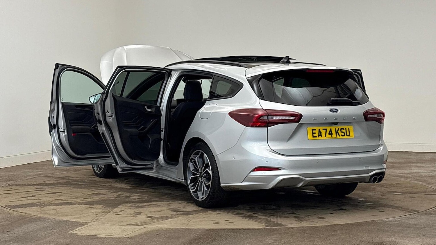 Used Ford Focus 2024 for sale - 76951229: Photo 9