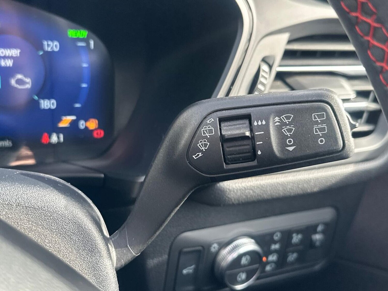 Used Ford Kuga 2023 for sale - 78194801: Photo 31