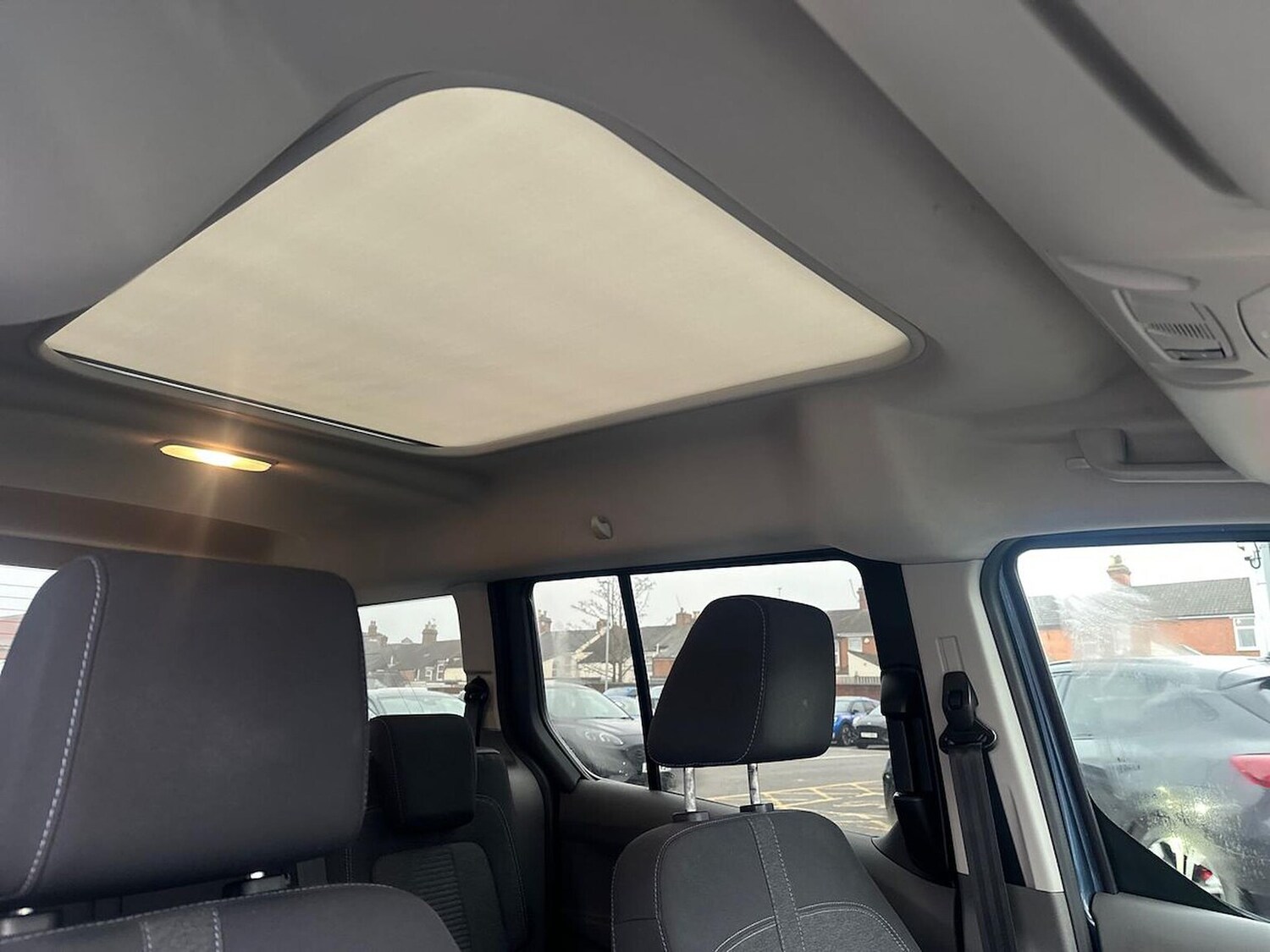 Used Ford Grand Tourneo Connect 2022 for sale - 77489046: Photo 33