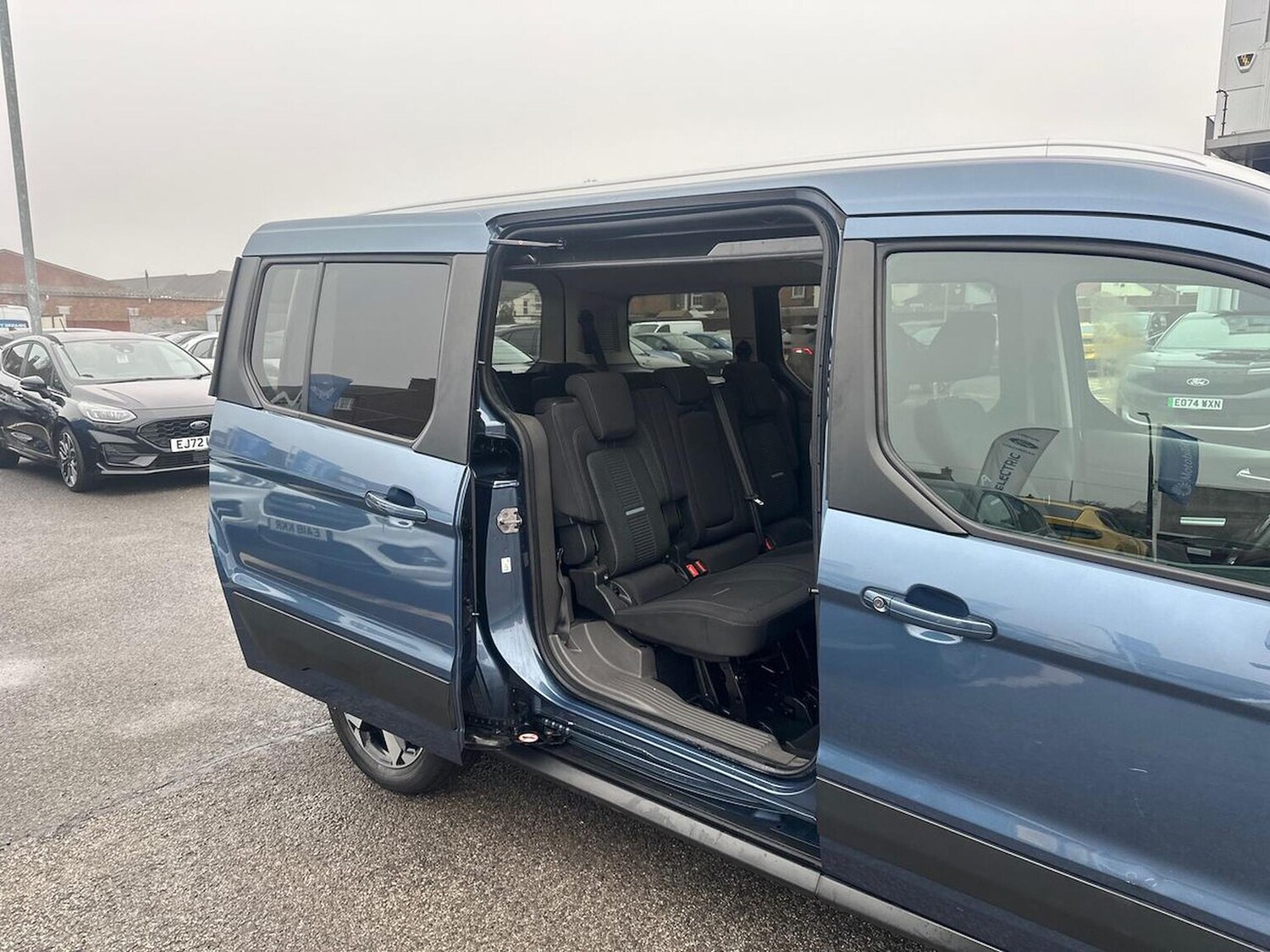 Used Ford Grand Tourneo Connect 2022 for sale - 77489046: Photo 34