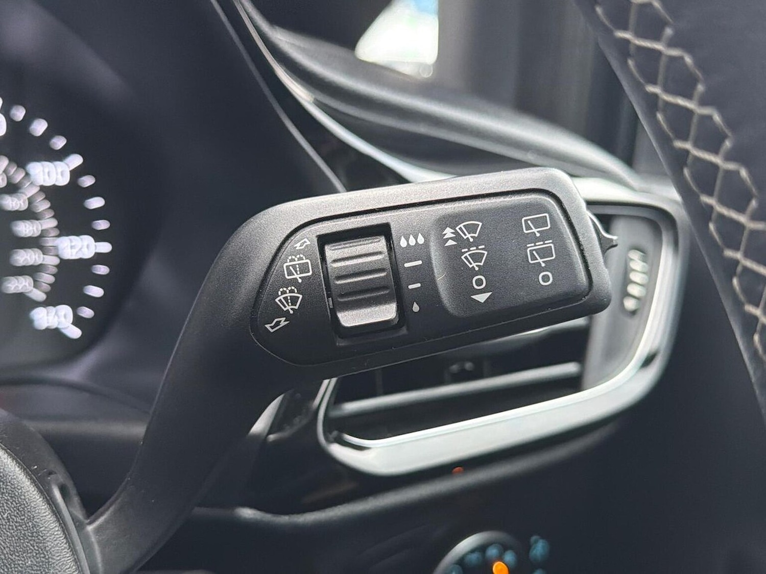 Used Ford Fiesta 2018 for sale - 76681734: Photo 29