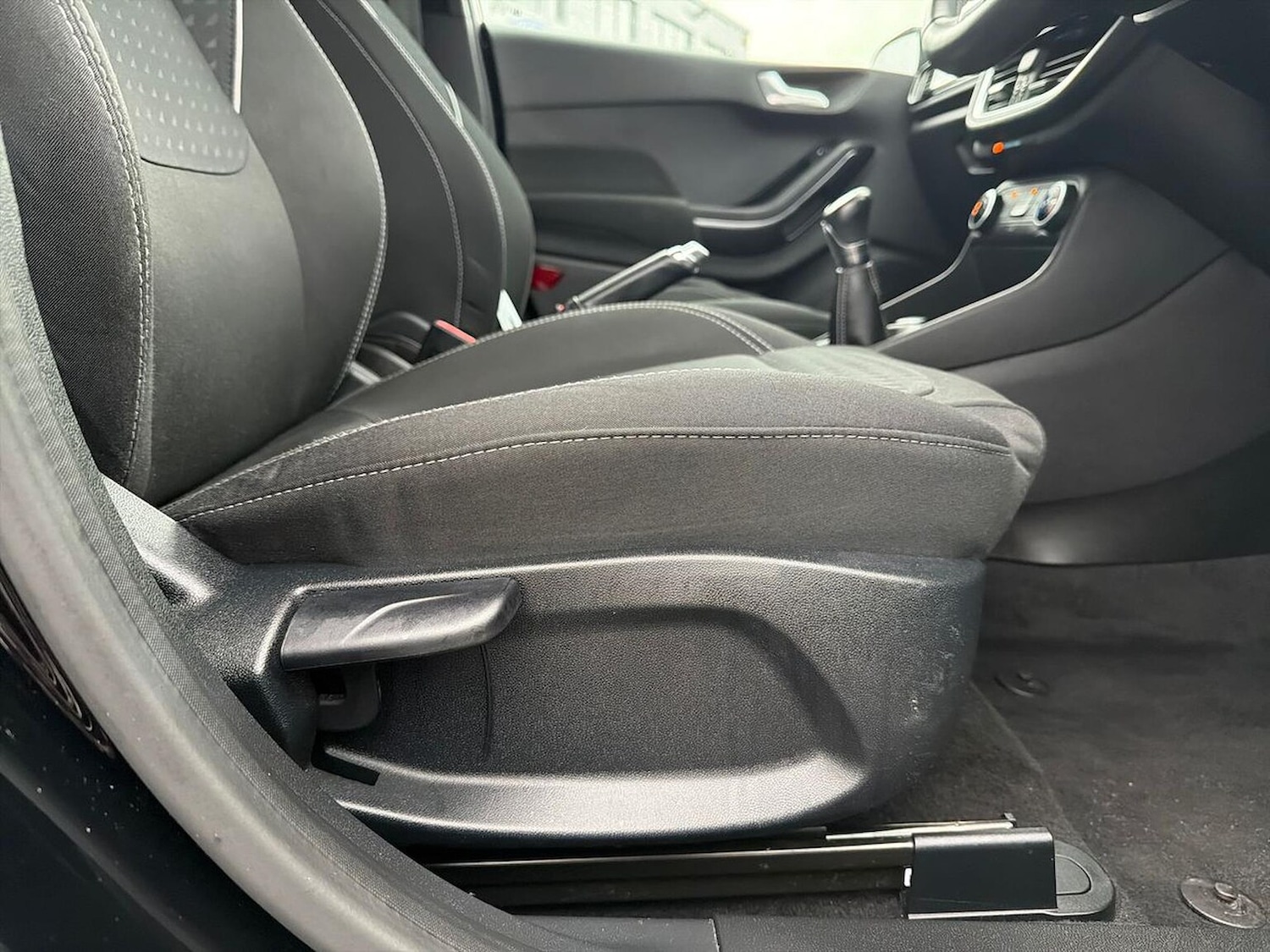 Used Ford Fiesta 2018 for sale - 76681734: Photo 30