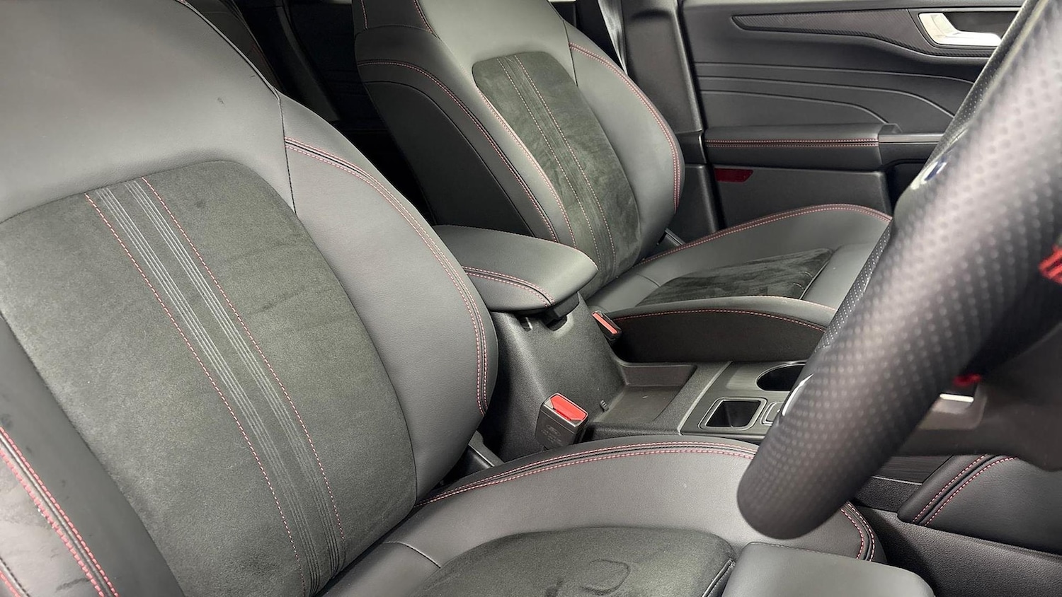 Used Ford Kuga 2025 for sale - 77715434: Photo 8