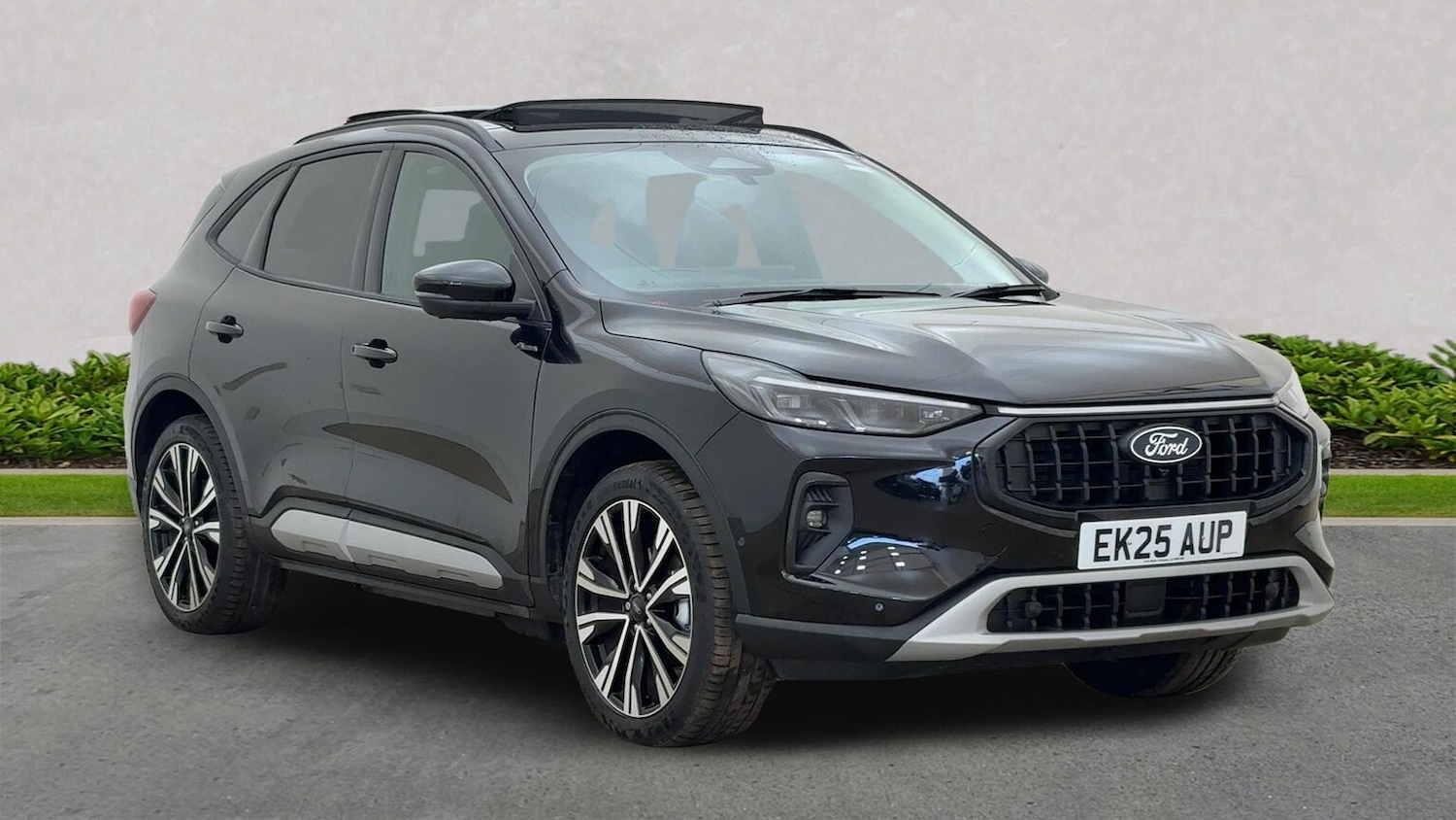 Used Ford Kuga 2025 for sale - 76591383: Photo 1