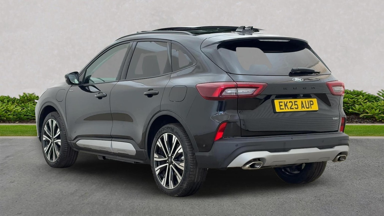 Used Ford Kuga 2025 for sale - 76591383: Photo 2