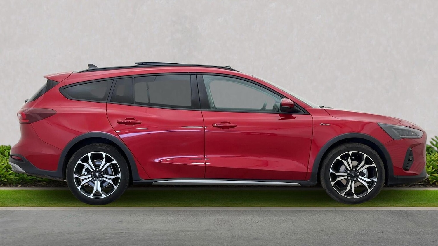 Used Ford Focus 2025 for sale - 76588615: Photo 3