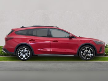 Used Ford Focus 2025 for sale - 76588615: Photo