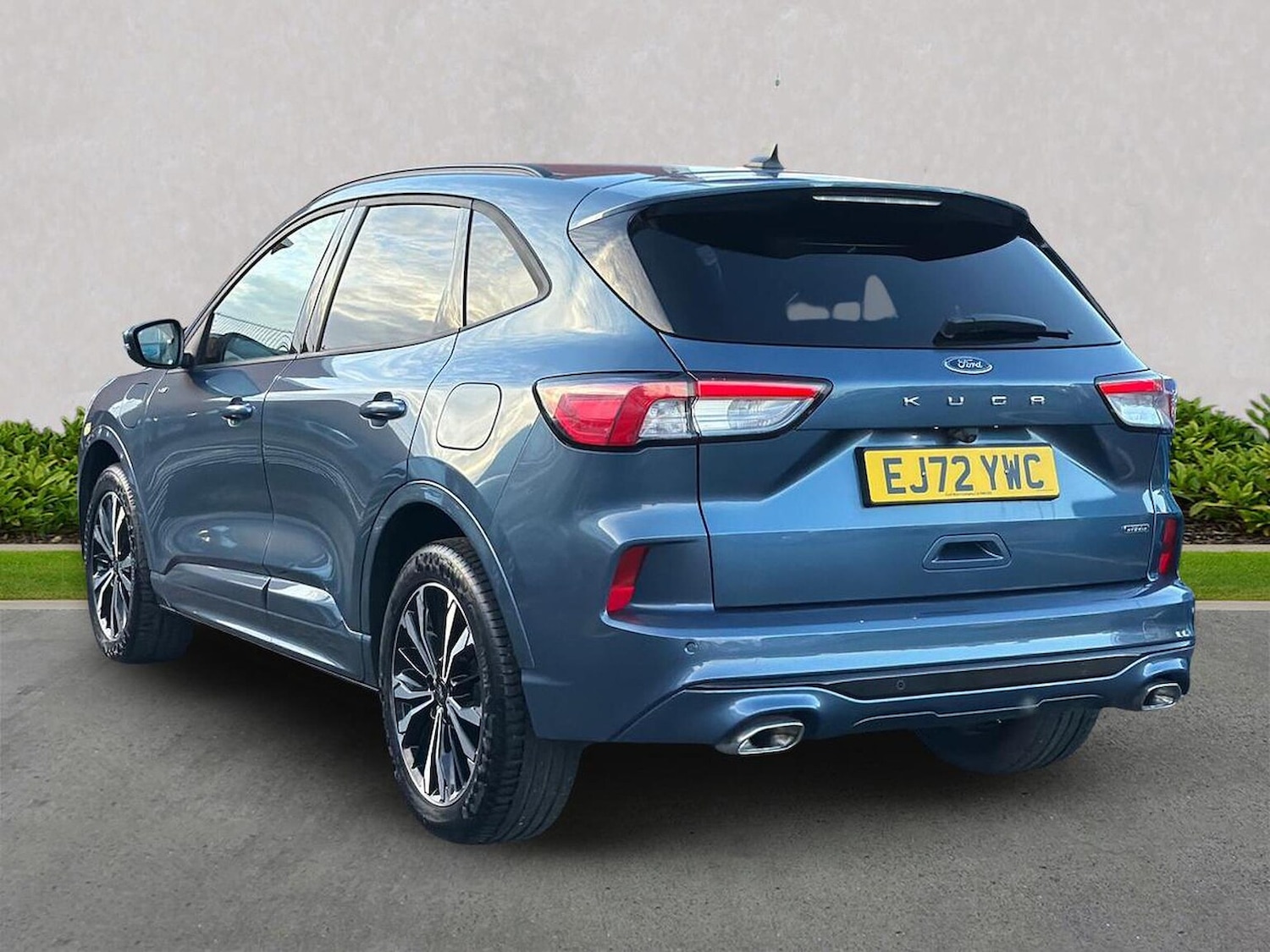 Used Ford Kuga 2022 for sale - 76571001: Photo 2