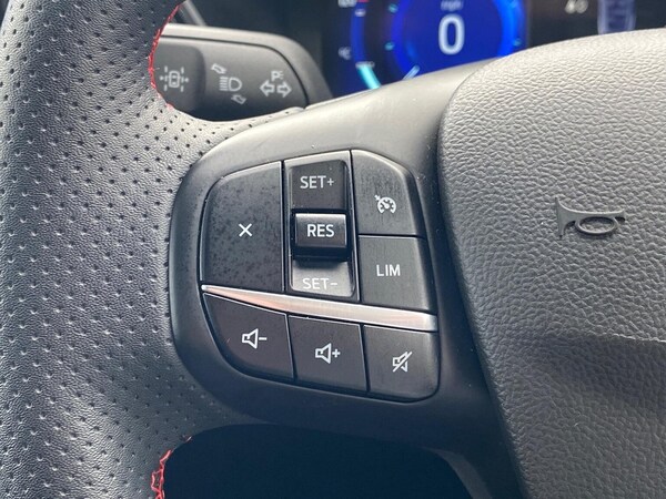 Used Ford Kuga 2023 for sale - 75435534: Photo 26