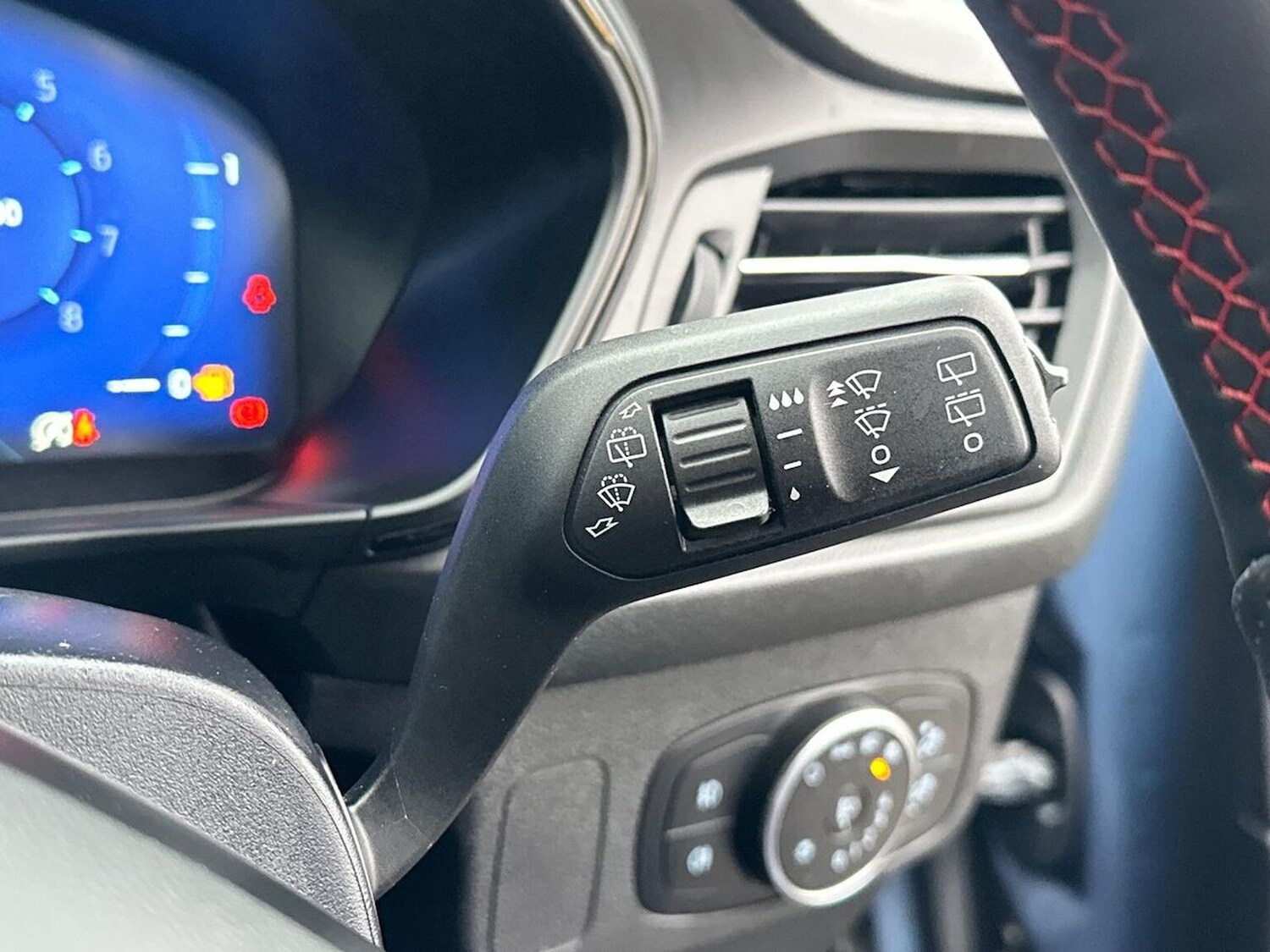 Used Ford Focus 2023 for sale - 77818234: Photo 29