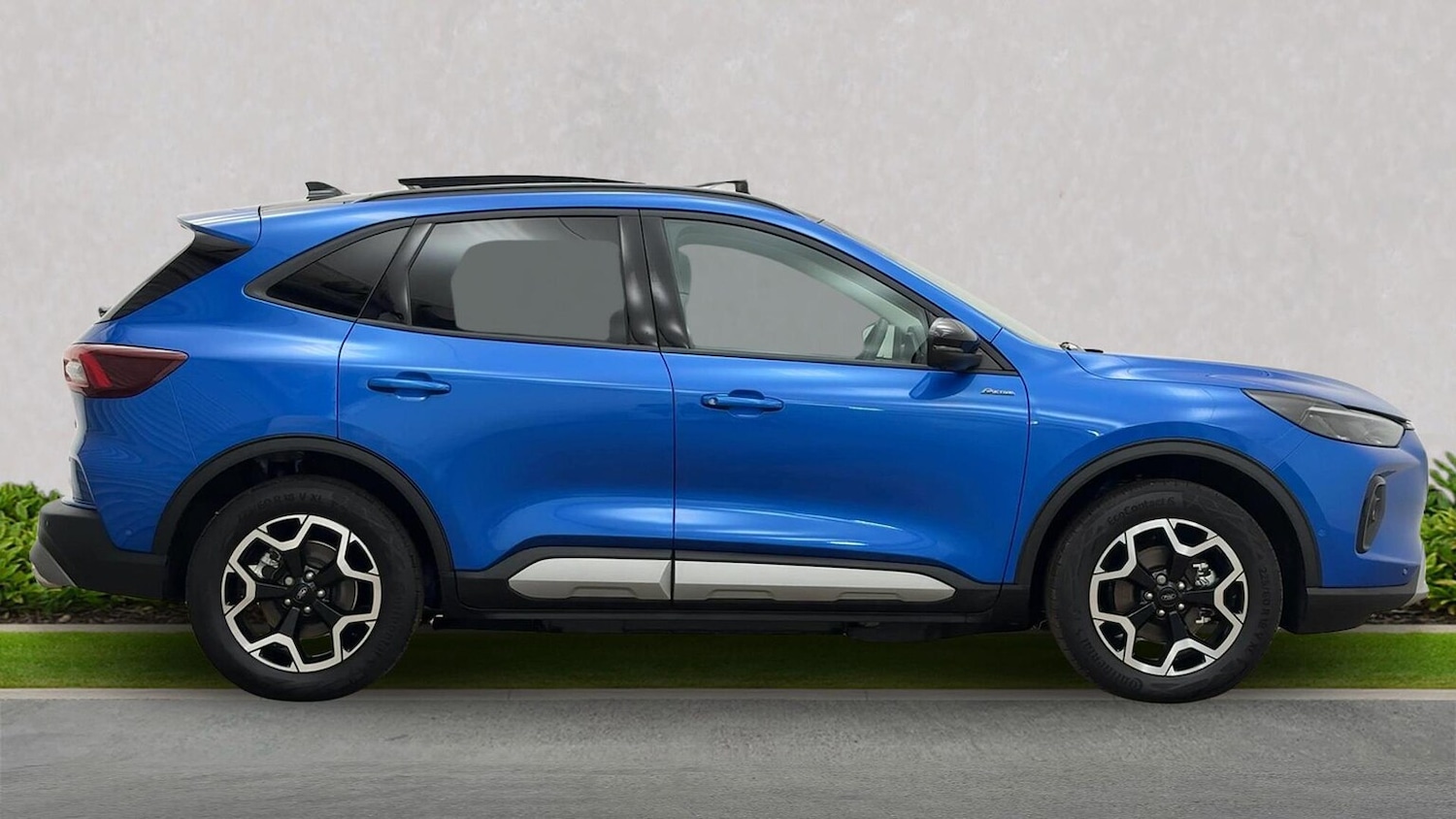 Used Ford Kuga 2025 for sale - 76837178: Photo 3