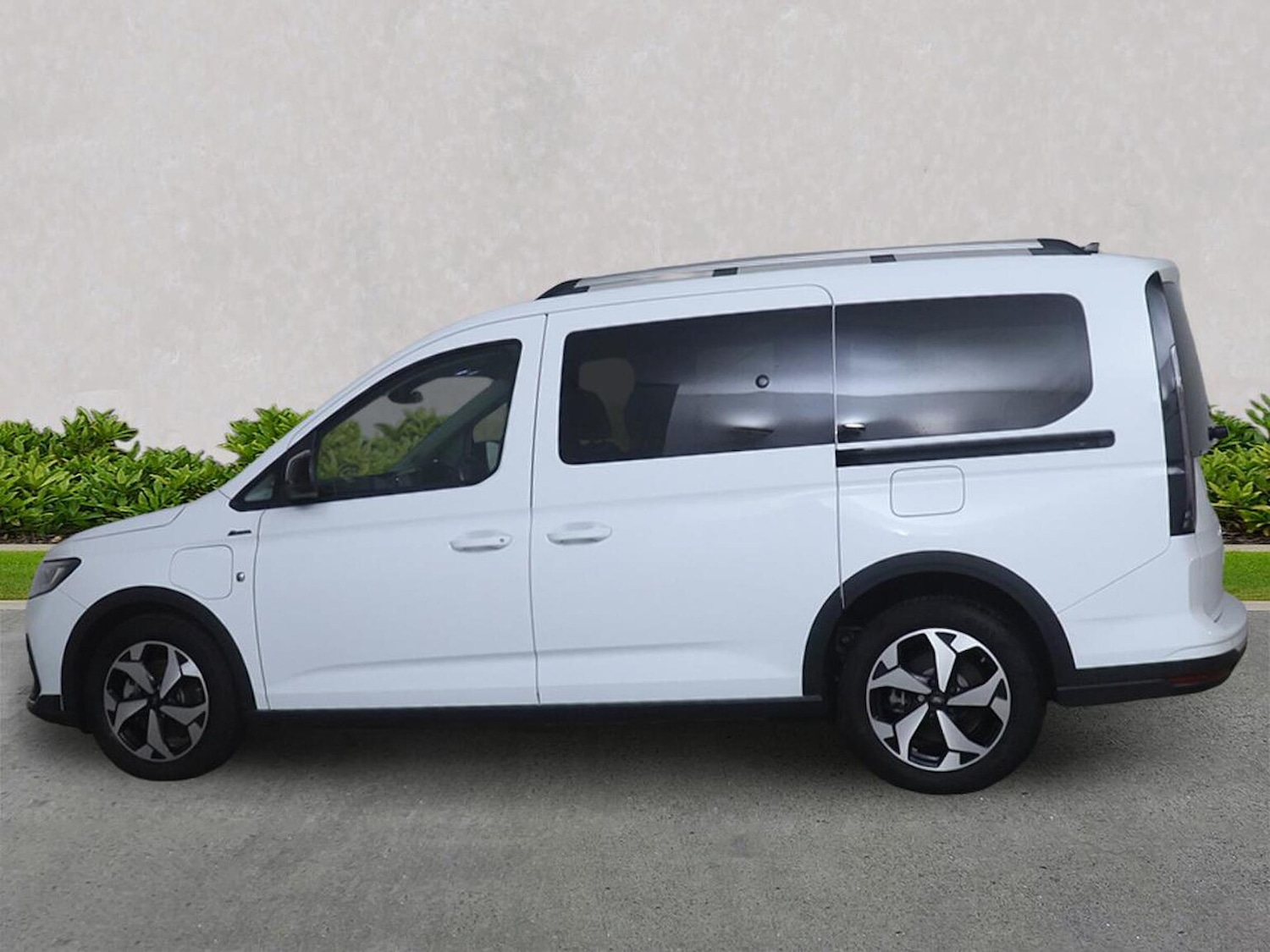 Used Ford Grand Tourneo Connect 2025 for sale - 76594651: Photo 3