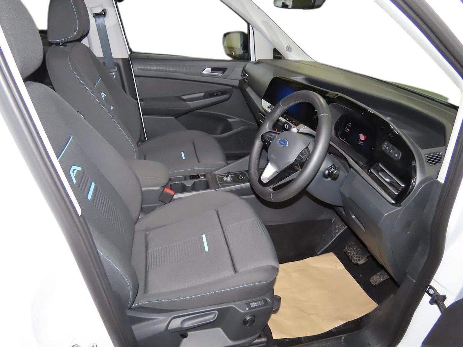 Used Ford Grand Tourneo Connect 2025 for sale - 76594651: Photo 7